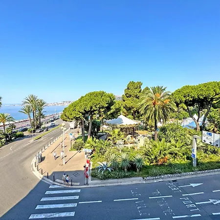 Apartment Elegant Seafront Loft Old Town *