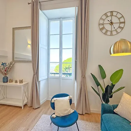 Elegant Seafront Loft Old Town * 니스